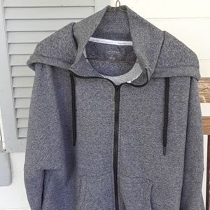CALVIN KLEIN HOODED SWEATSHIRT